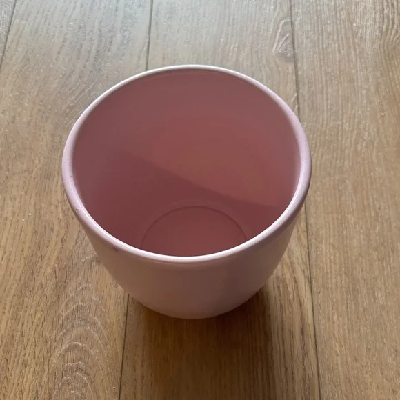 🌸Spring Ready☀️Matte Light Pink Ceramic Planter - Picture 4 of 14